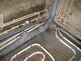 Монтаж канализационных труб в Искитиме
